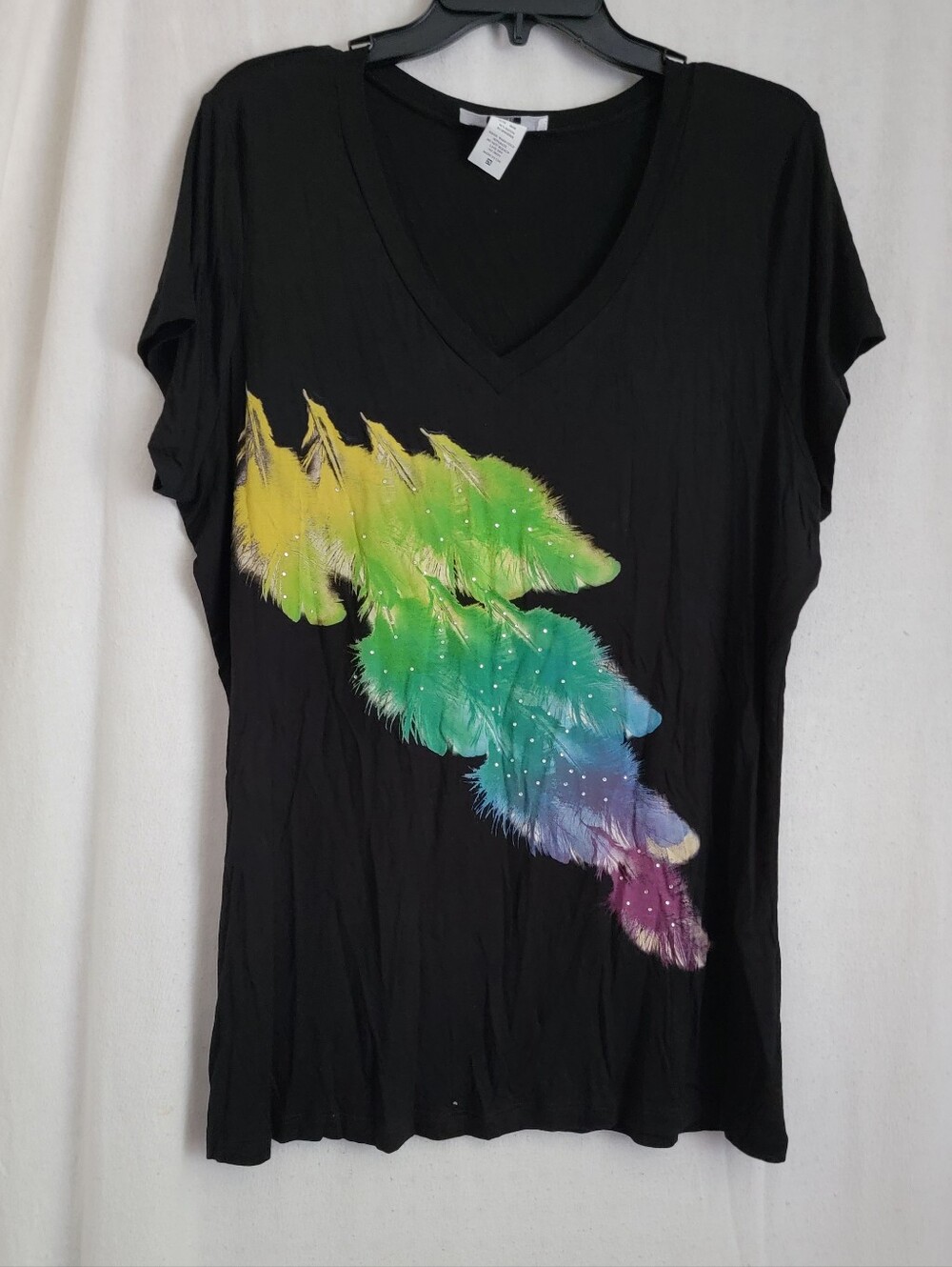 Moa Moa Black V-Neck Tee with Rainbow Feather Print